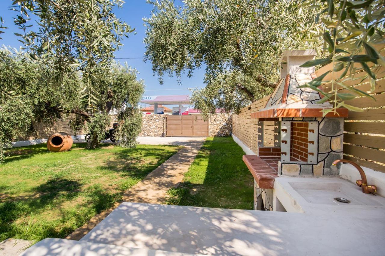 Villa 4 You Iliopetra Скала-Сотирос Экстерьер фото